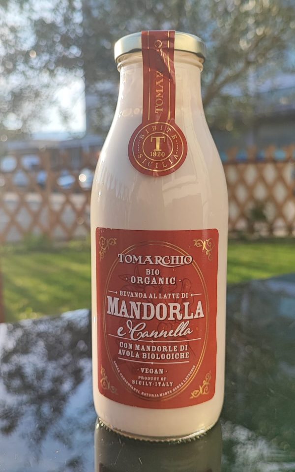 Tomarchio Bio Mandelmilch (auch mit Zimt) – Bild 2